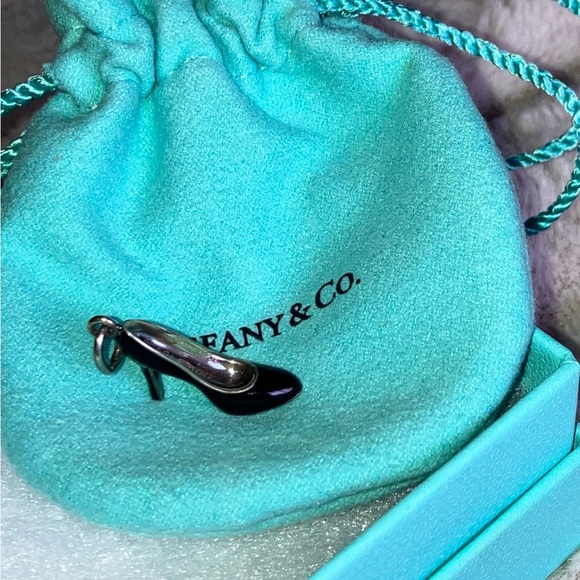 Authentic Tiffany & Co high heel pump Tiffany’s blue sole retired charm like new - Picture 4 of 10
